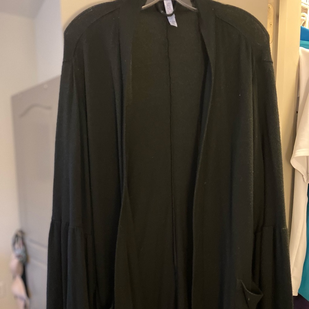 Sweater robe